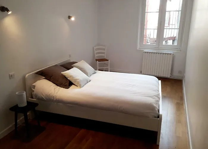 Au Coeur De Sur Les Remparts Apartament